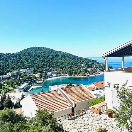 Ecru Dubrovnik
